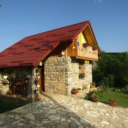 Guest House Emanuela Slunj Exterior foto