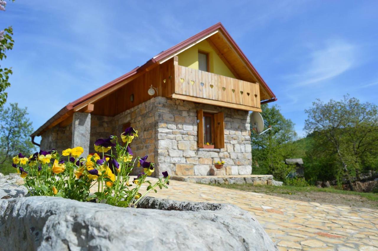 Guest House Emanuela Slunj Exterior foto